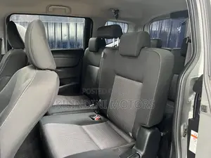 Toyota Sienta 2020 Silver