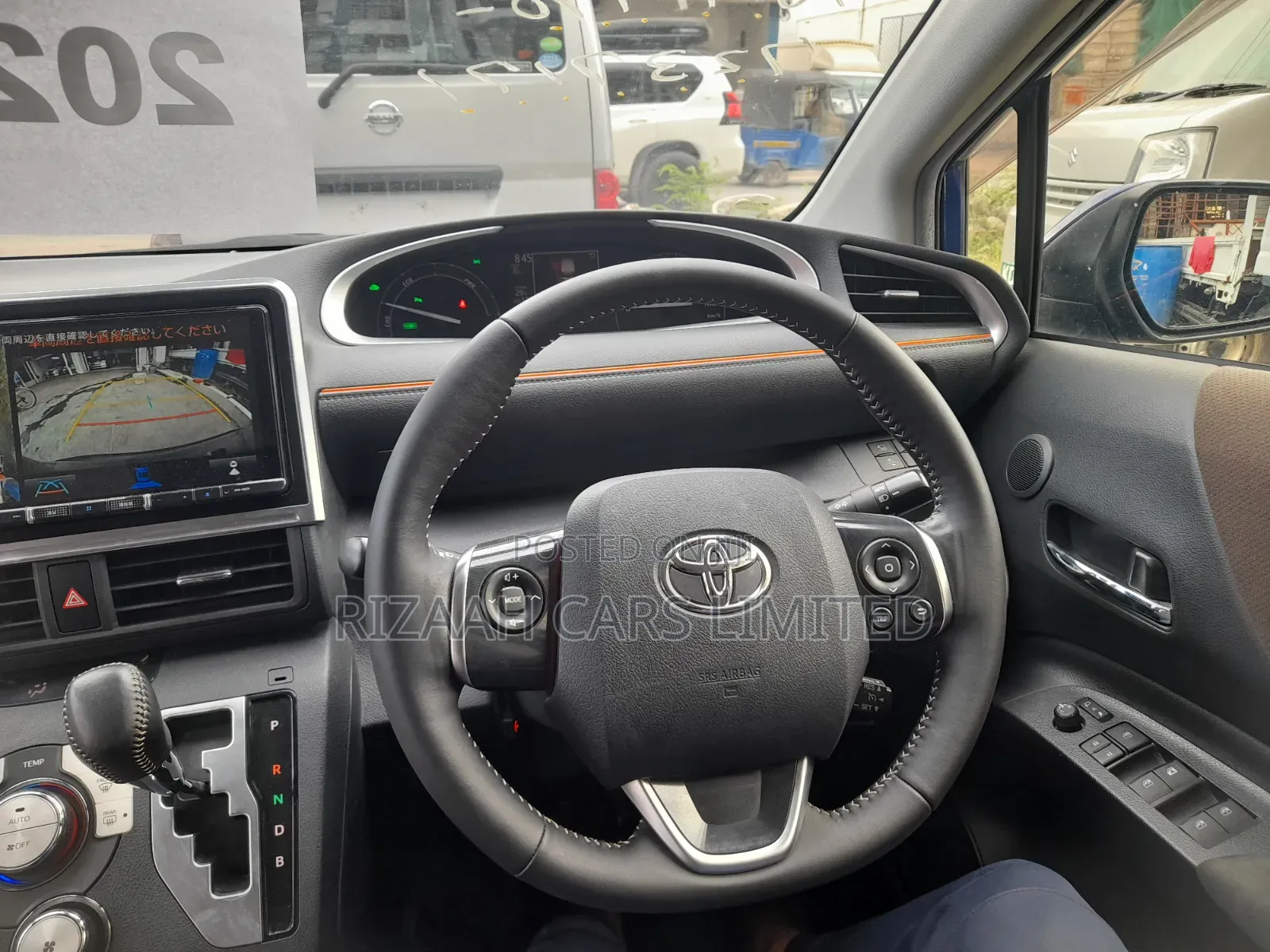 Toyota Sienta 2021 Blue
