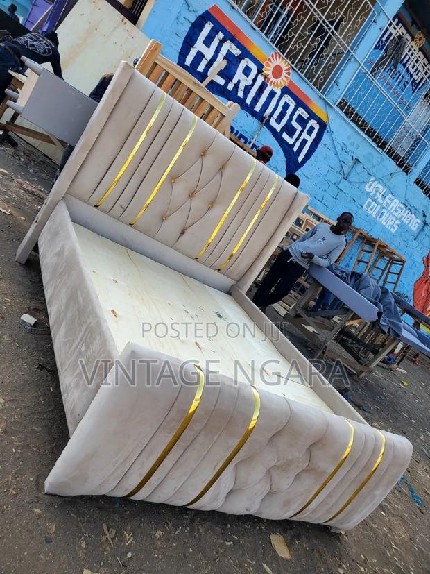 Morden Luxury Bed 5 by 6