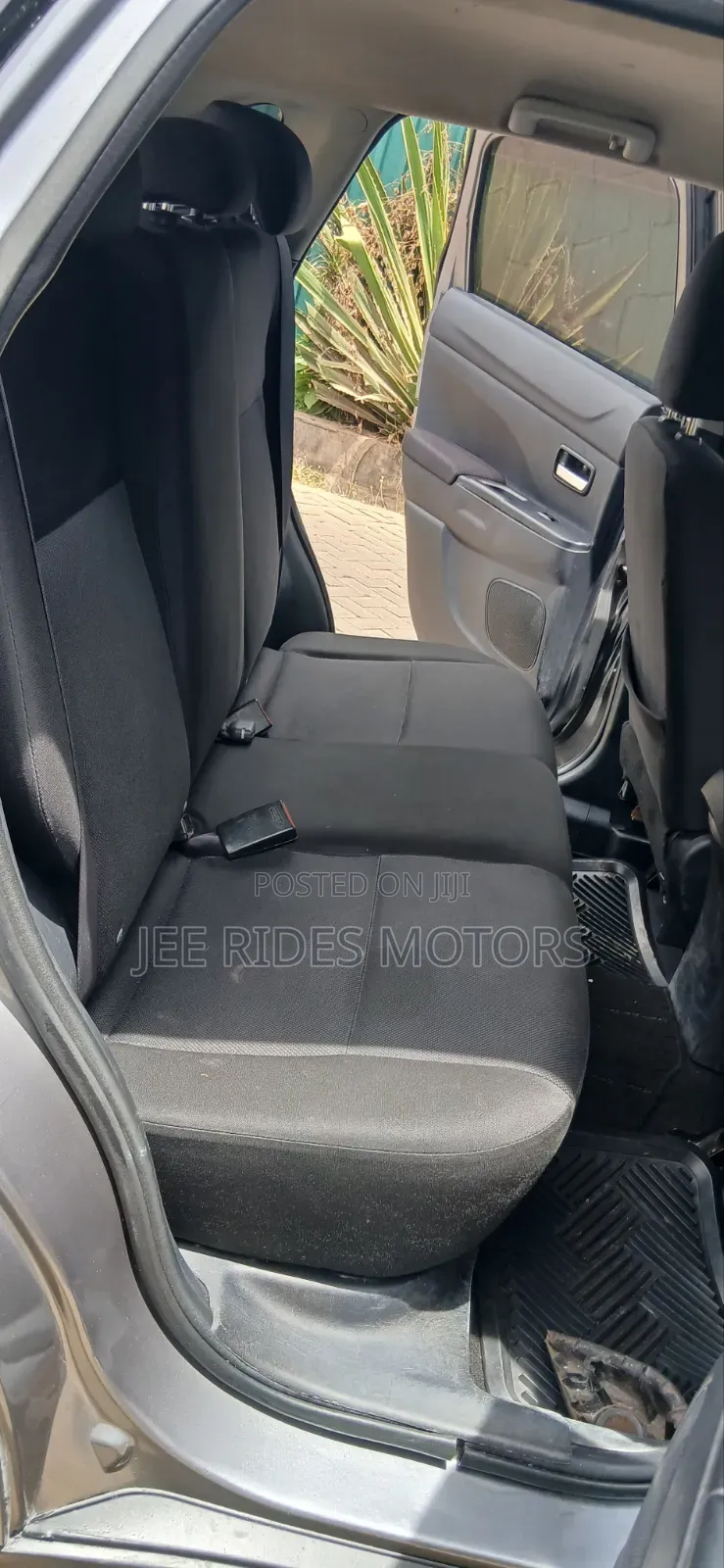 Mitsubishi RVR 2.0 2011 Gray