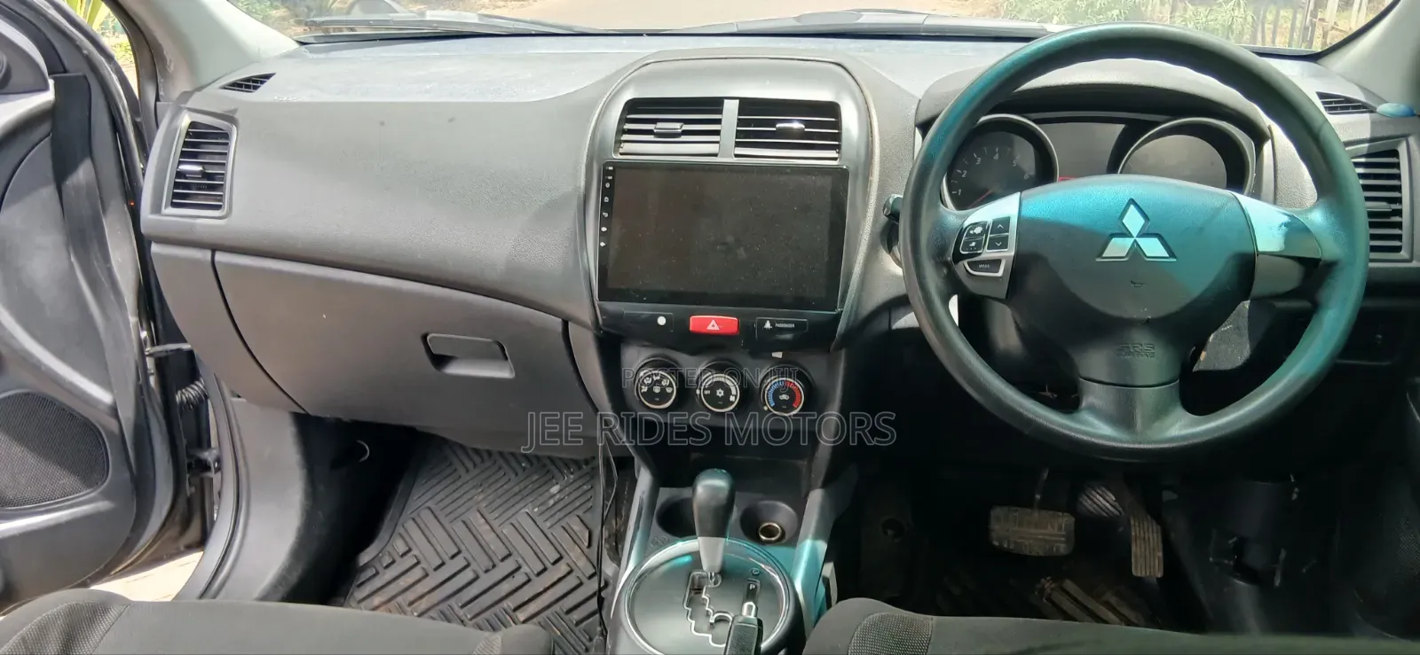 Mitsubishi RVR 2.0 2011 Gray