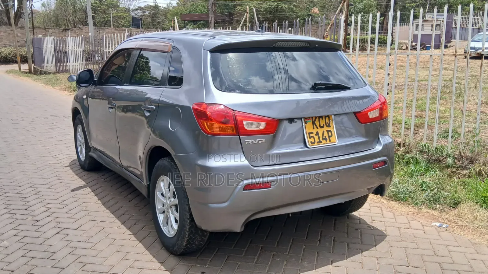 Mitsubishi RVR 2.0 2011 Gray