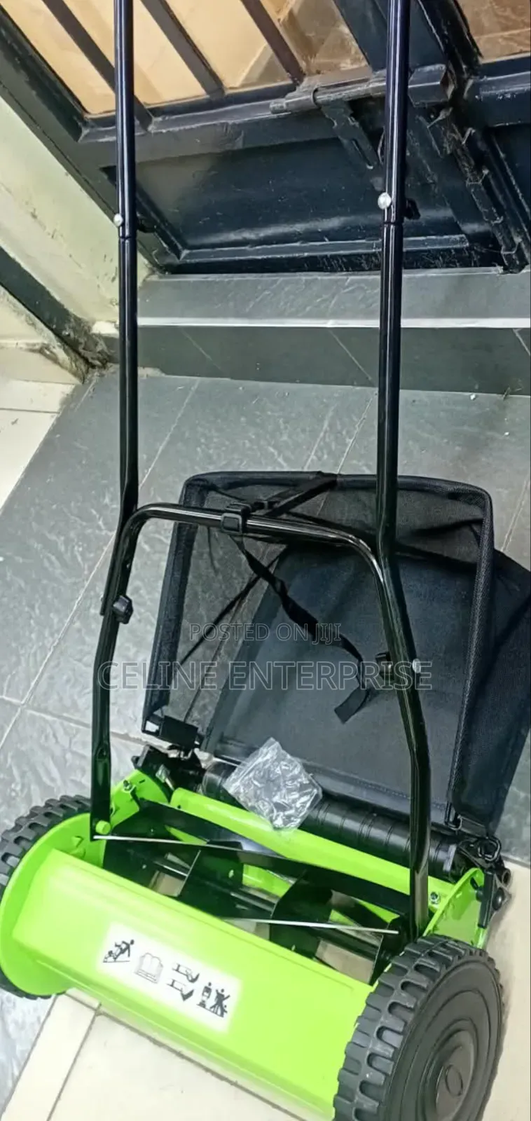 16-Inch Mechanical Grass Cutter for Home Gardens