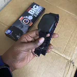 T900 Ultra Infinite Display Smart Watch With Bold Screen Design