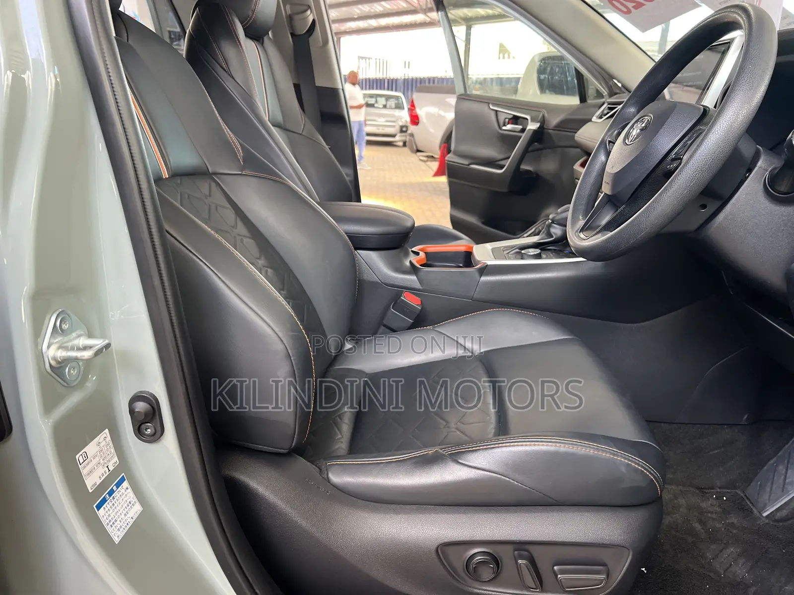 Toyota RAV4 2020 Green