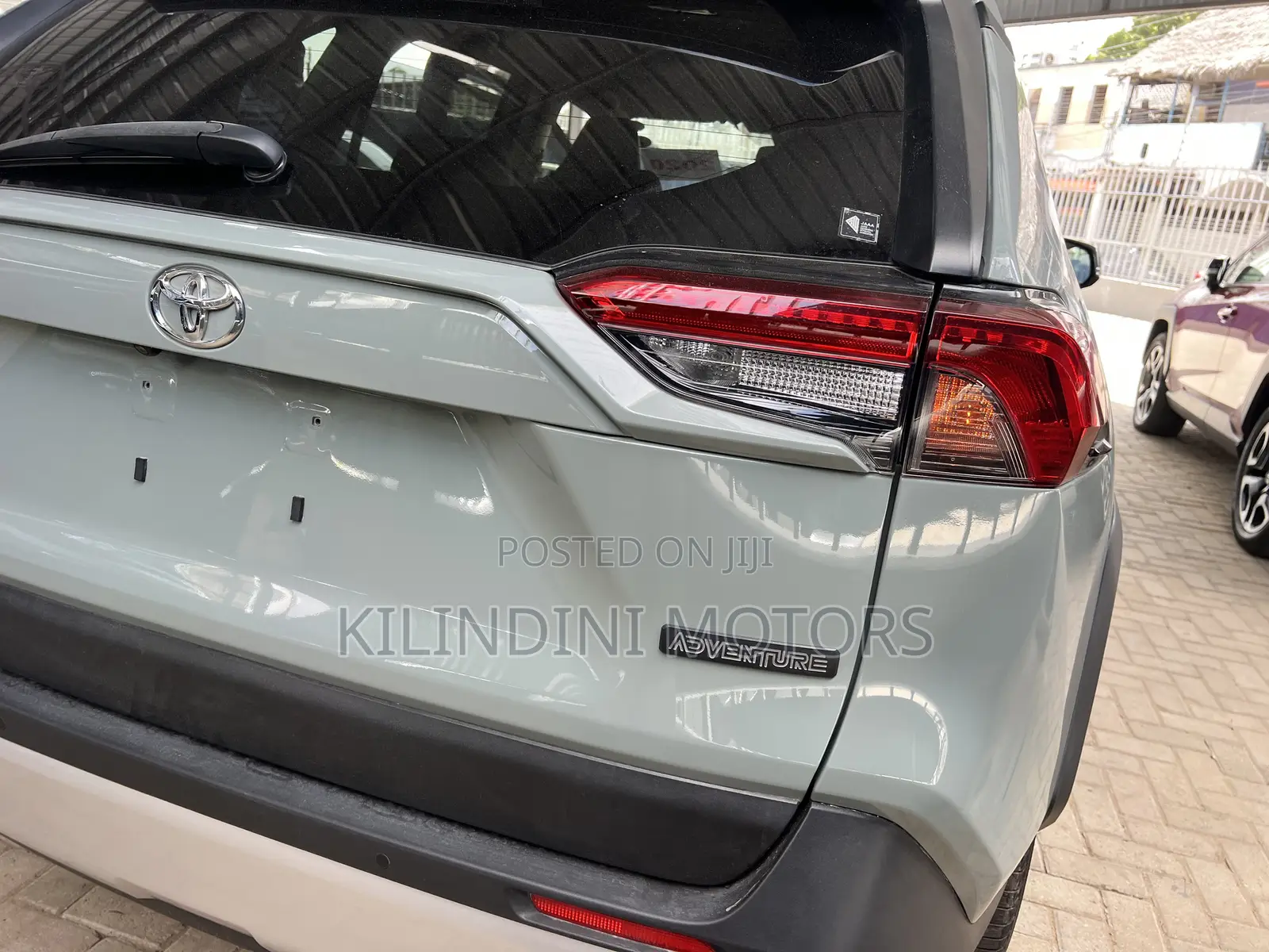 Toyota RAV4 2020 Green