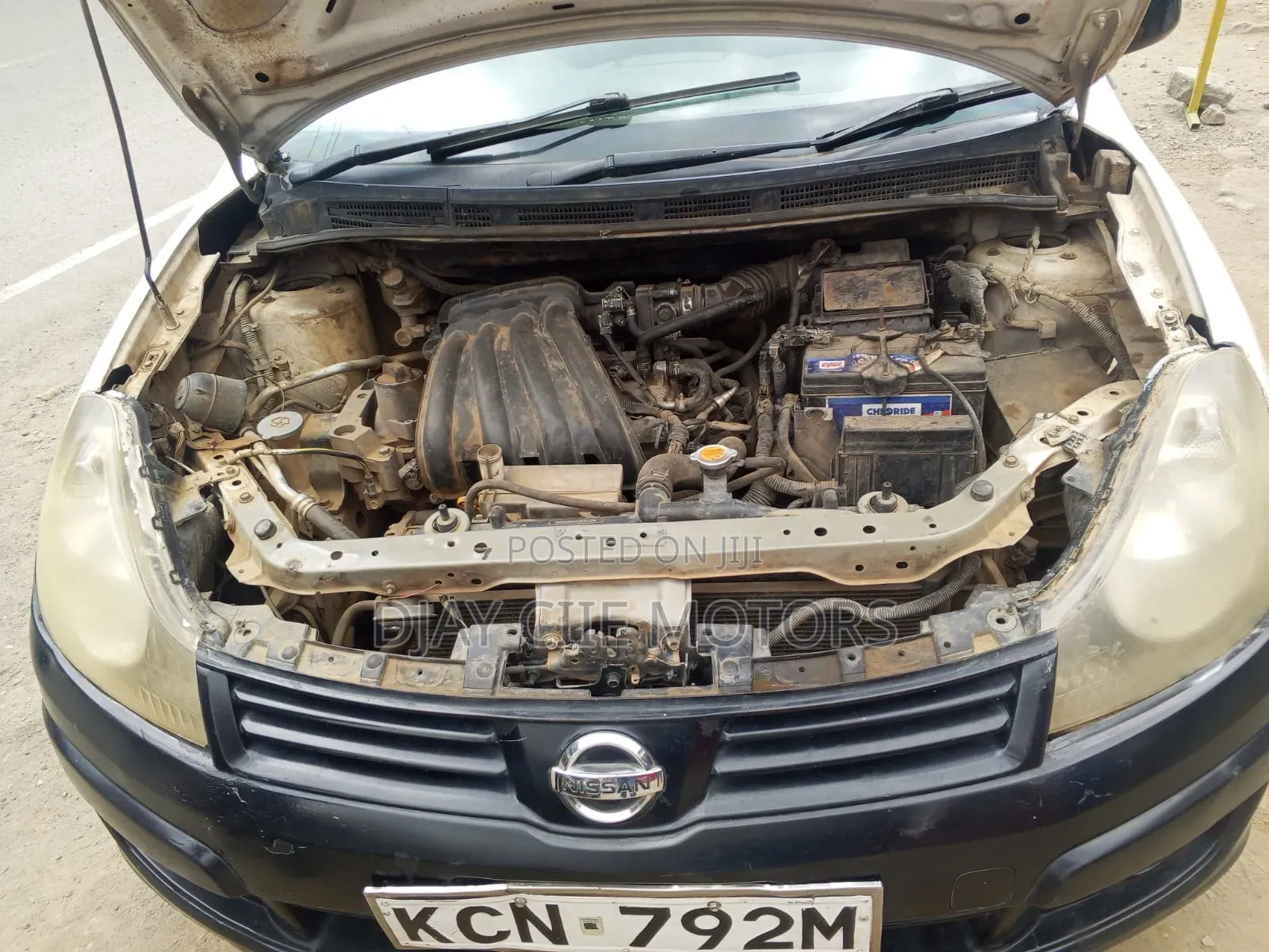 Nissan Advan 2010 White