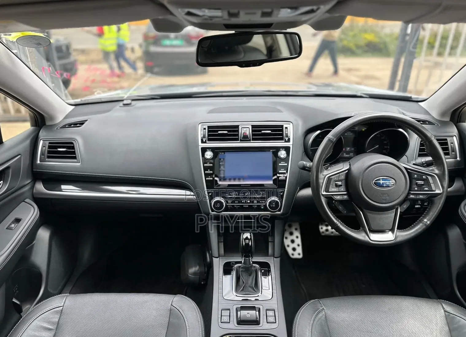 Subaru Outback 2019 Silver