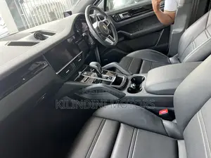 Porsche Cayenne 2020 White