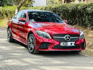 Mercedes-Benz C200 2019 Maroon