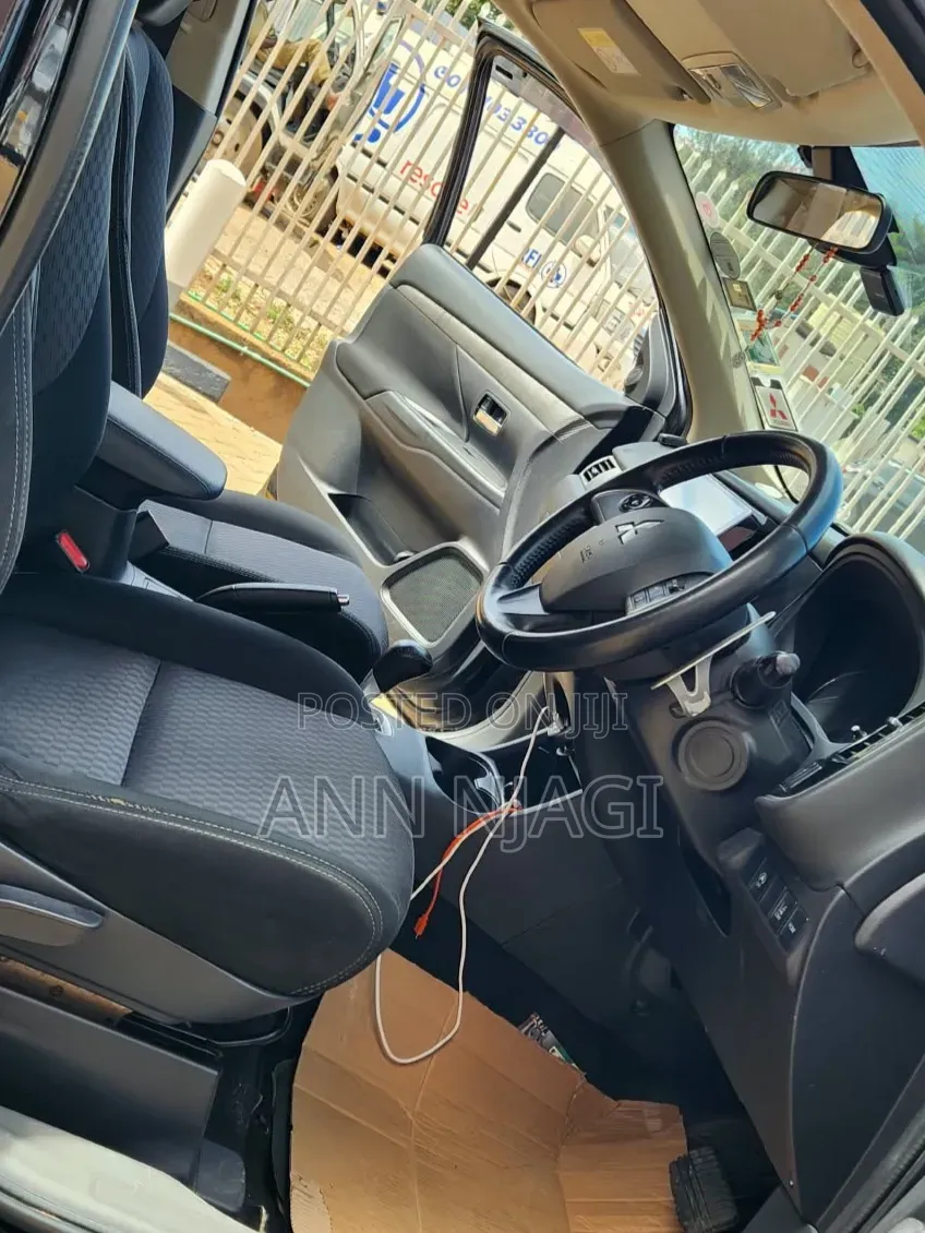 Mitsubishi Outlander 2015 Black