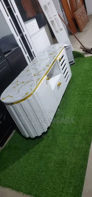 Exucutive Mordern TV Stand 