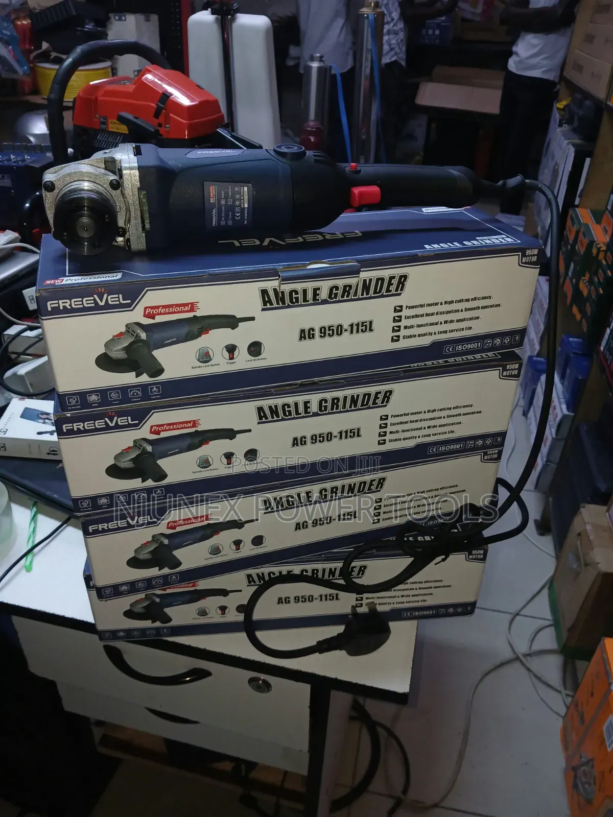 Freevel AG 950-115l Professional Angle Grinders.
