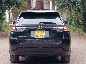 Toyota Harrier 2.0 2016 Black