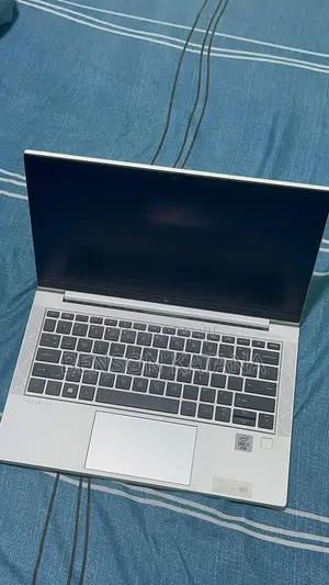 New Laptop HP EliteBook 830 G7 8GB Intel Core i5 SSD 256GB