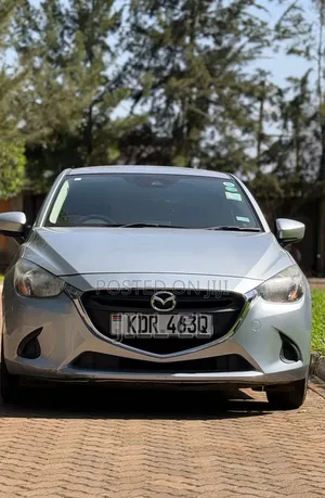 Mazda Demio 2018 Silver