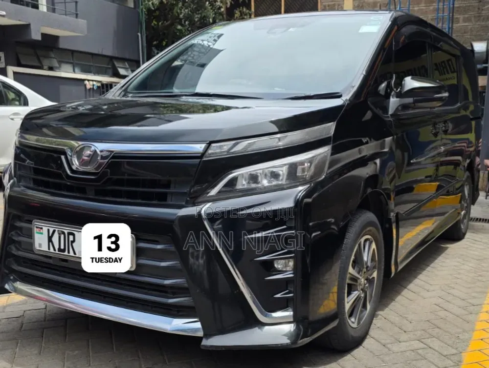 Toyota Voxy 2018 Black