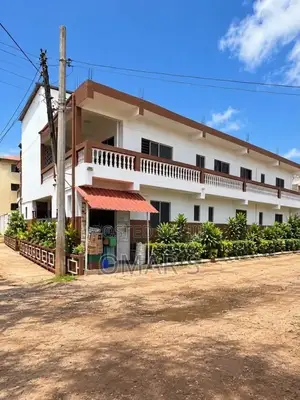 2bdrm Block of Flats in Town Centre for sale