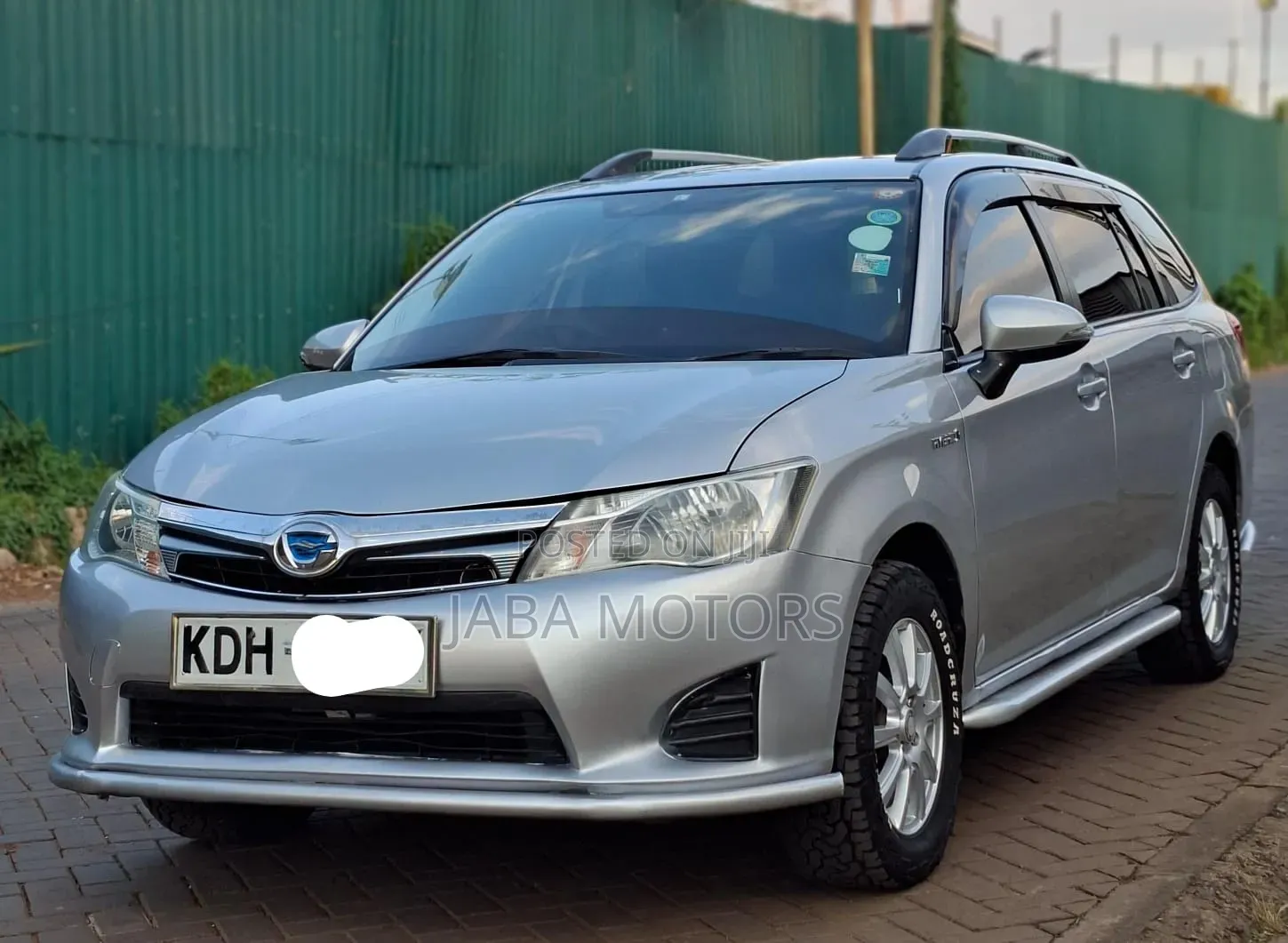 Toyota Corolla Fielder 2015 Silver
