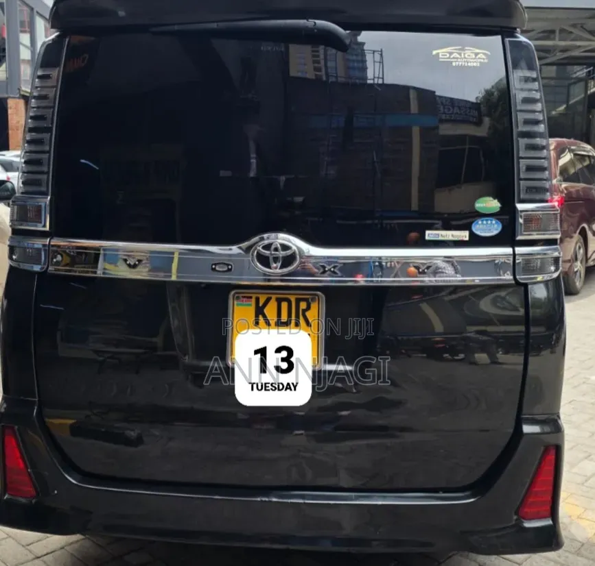 Toyota Voxy 2018 Black