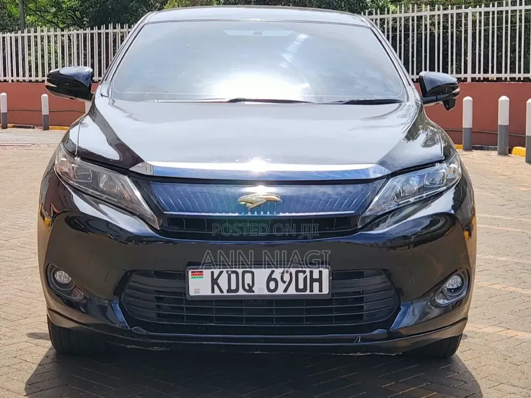 Toyota Harrier 2017 Black