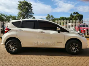Nissan Note 2018 White