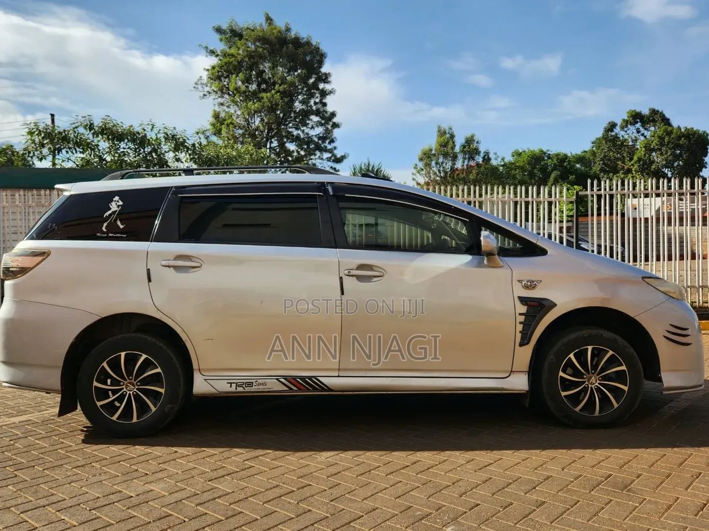 Toyota Wish 2011 Silver