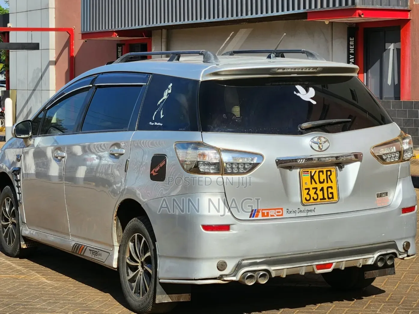 Toyota Wish 2011 Silver