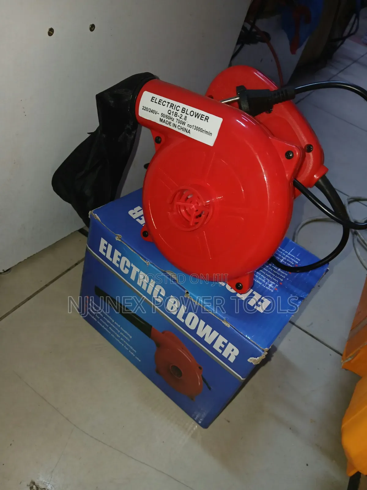 Electric Blower, Model Q1b-2.8,