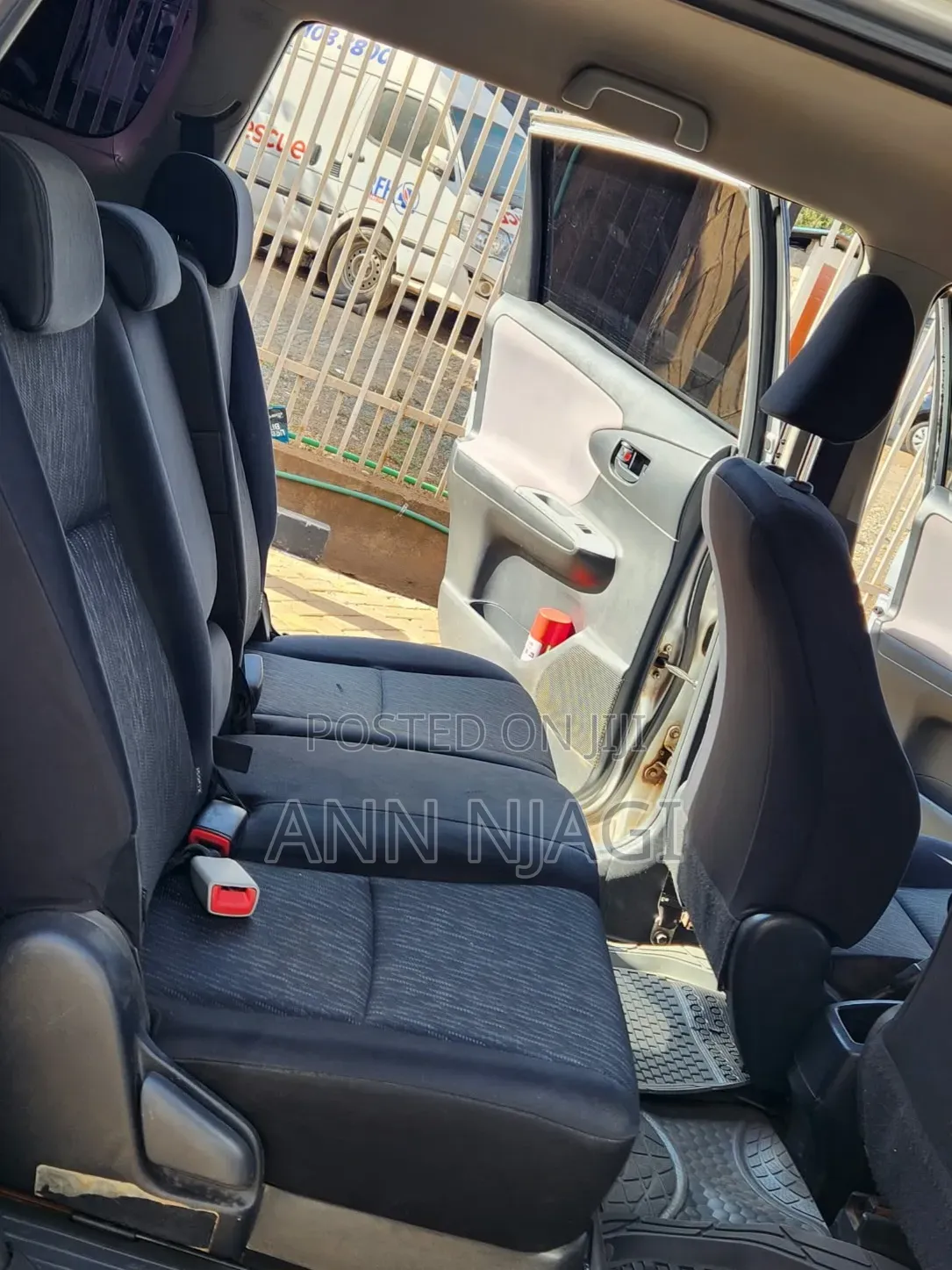 Toyota Wish 2011 Silver