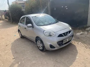 Nissan March 1.2 FWD 2014 Silver