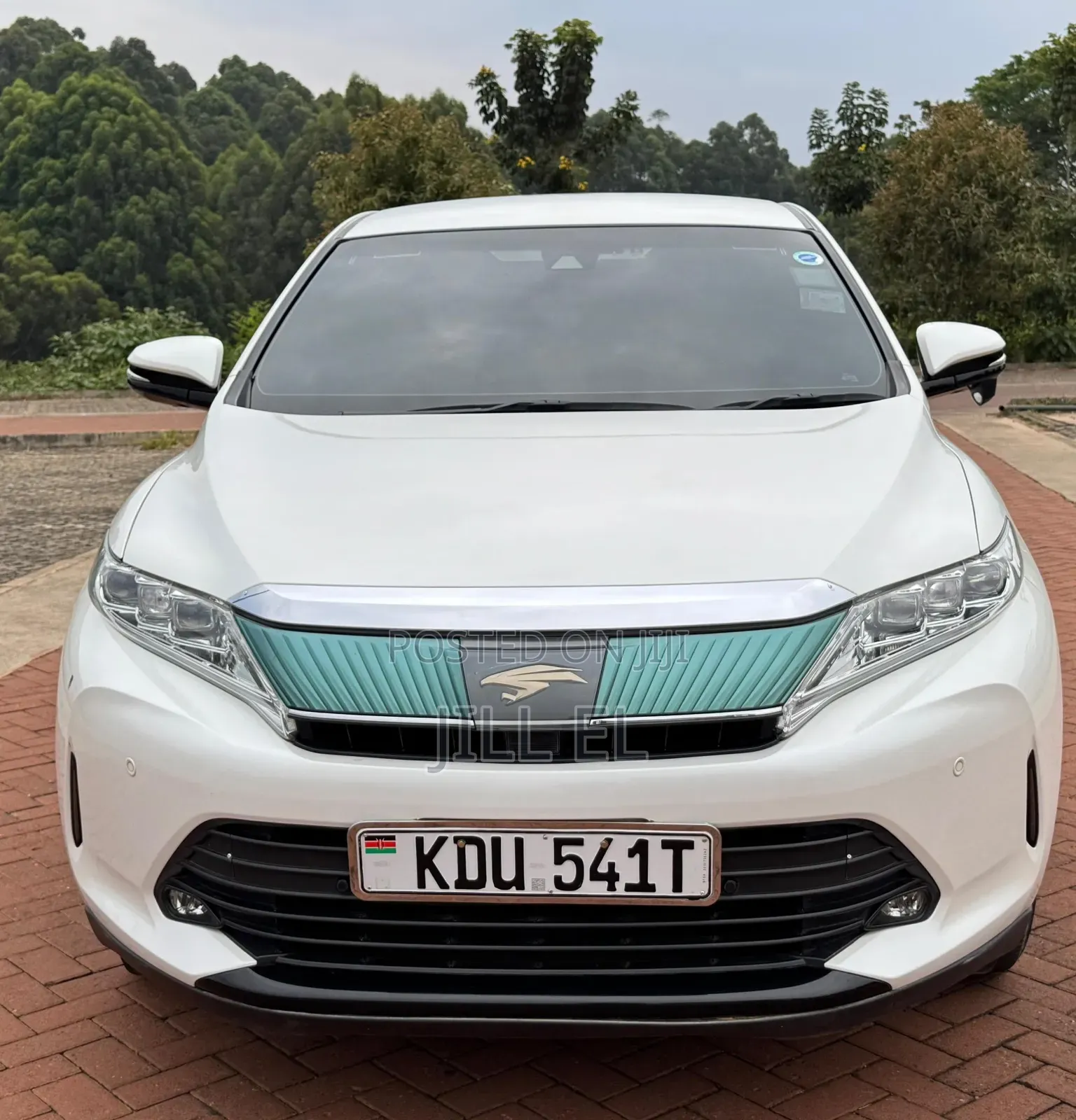 Toyota Harrier 2.0 2018 White