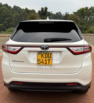 Toyota Harrier 2.0 2018 White