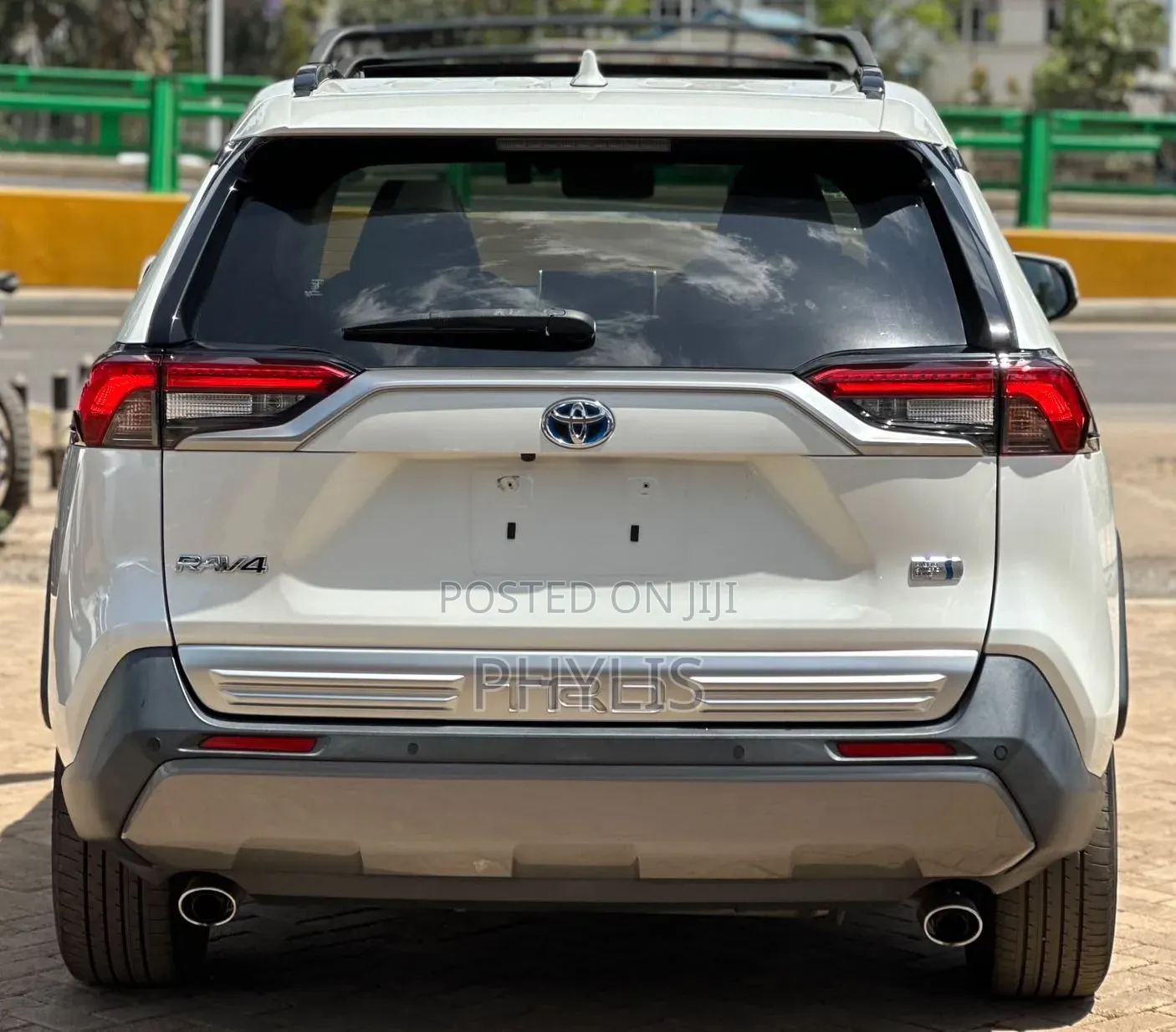 Toyota RAV4 Adventure 2019 White