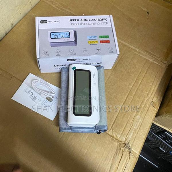 Portable KWL-B619 Upper Arm Digital Blood Pressure Testing Machine - main view