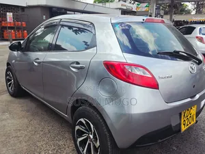 Mazda Demio 2014 Silver