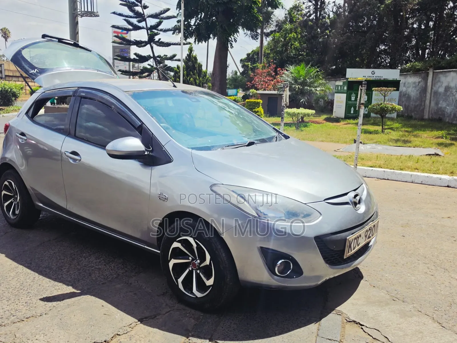 Mazda Demio 2014 Silver