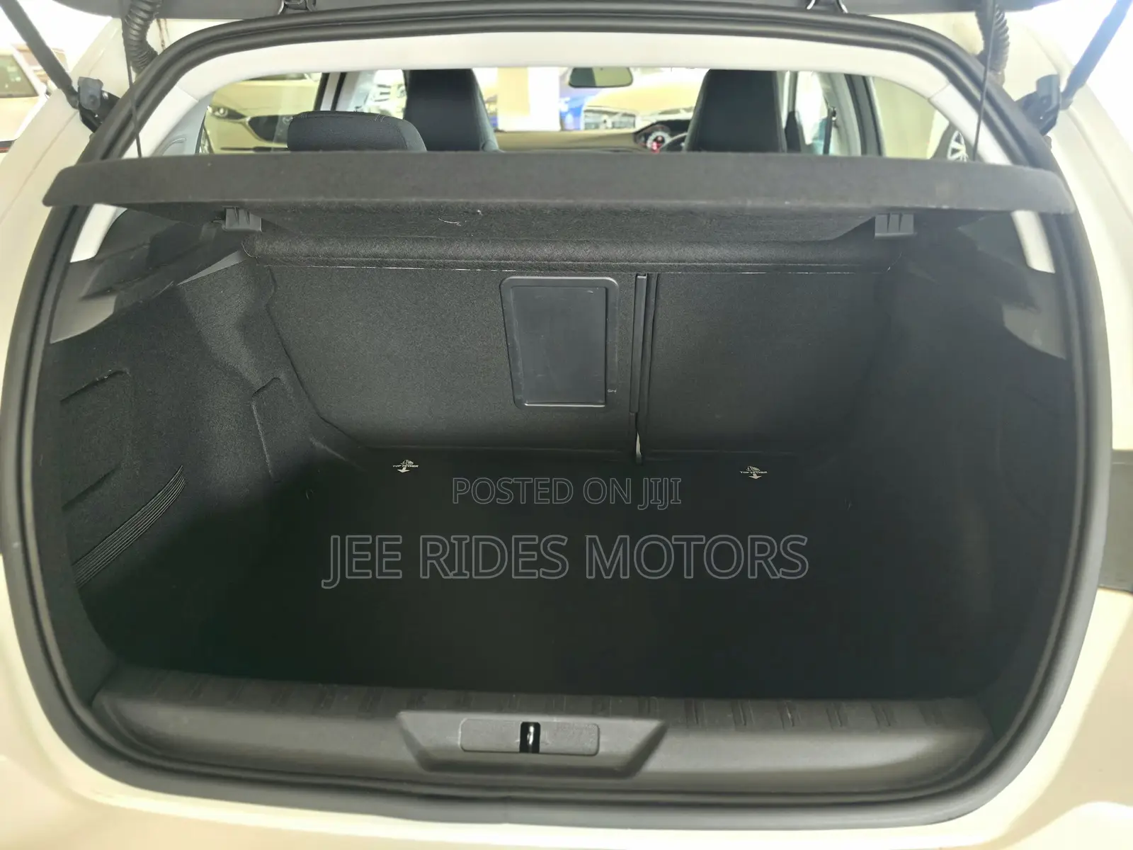 Peugeot 308 2019 White