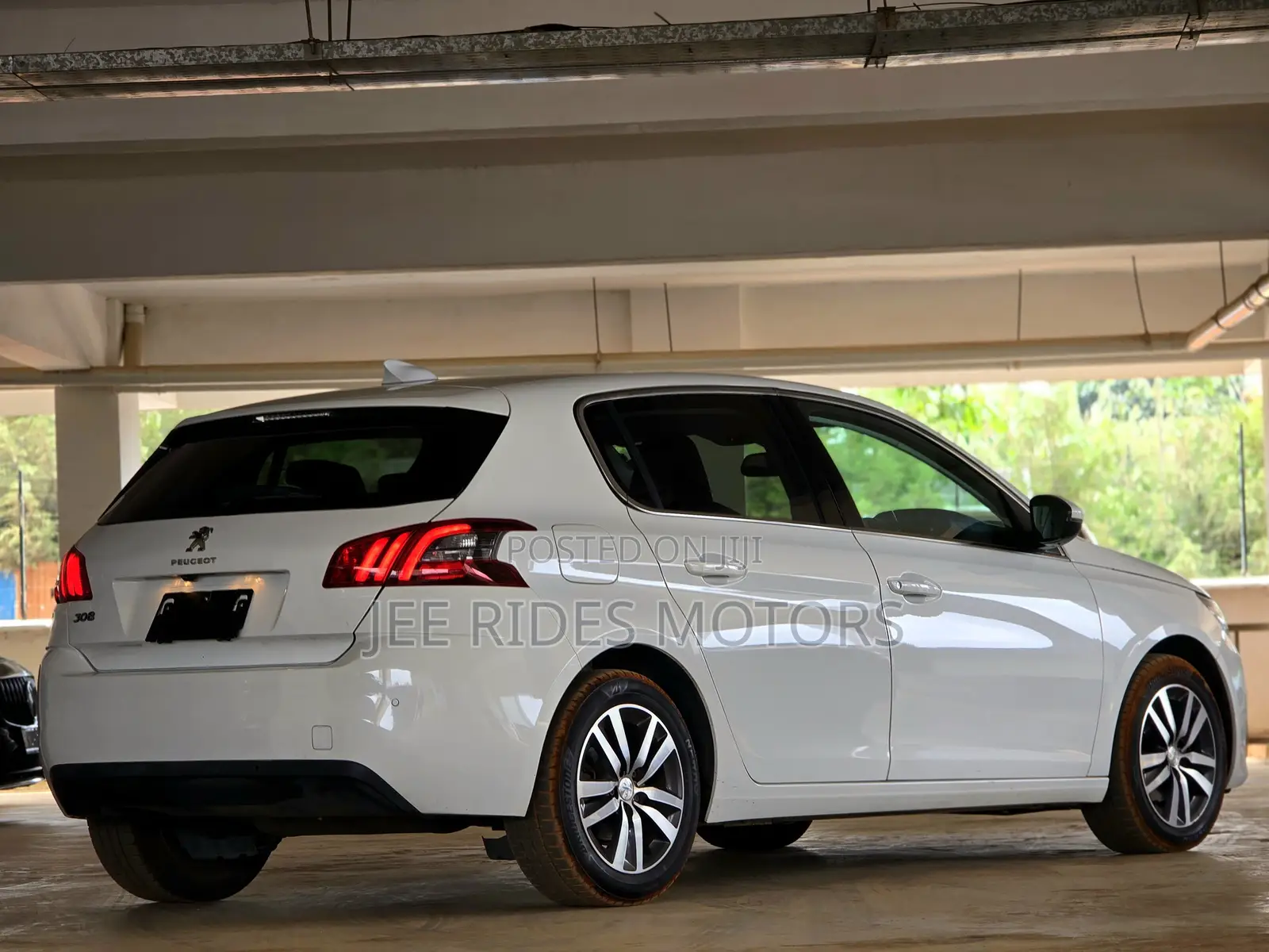 Peugeot 308 2019 White