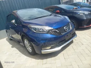 Nissan Note 1.2 Hybrid 2020 Blue