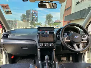 Subaru Forester 2016 White