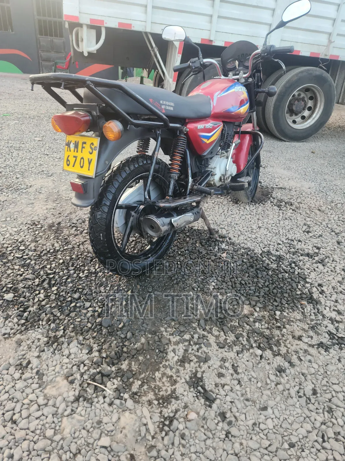 Bajaj Boxer 150 UG 2024 Red