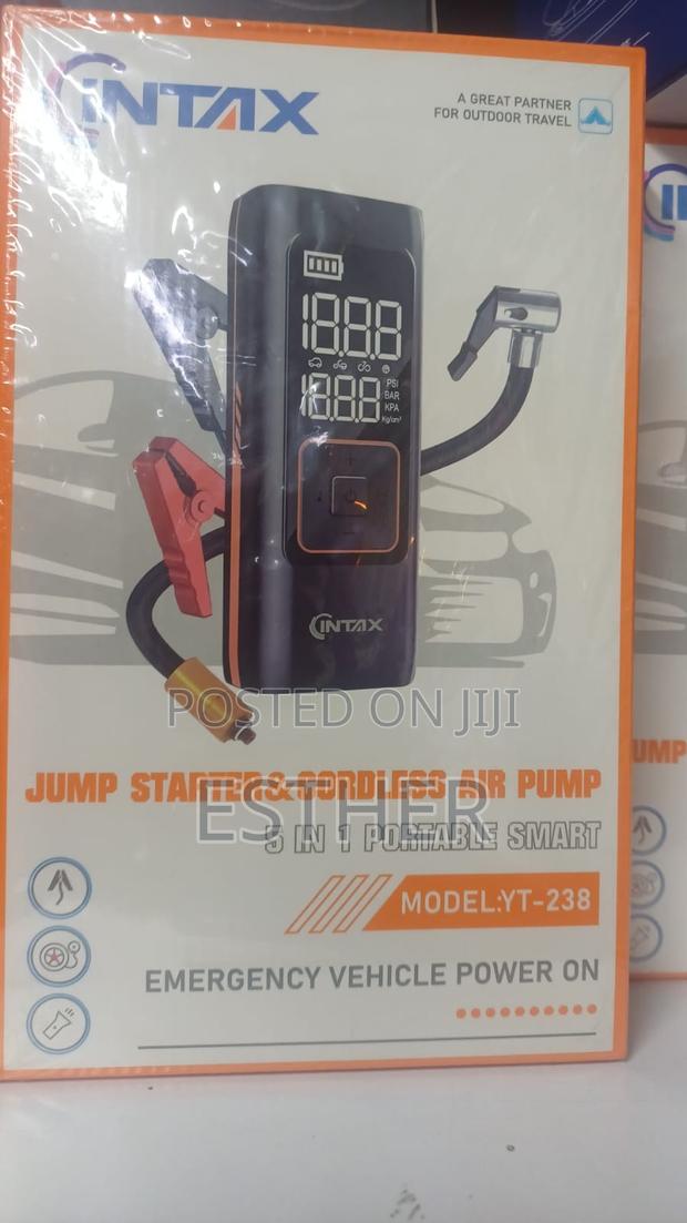 Jump Starter With Cordless Air Pump - thumbnail 2