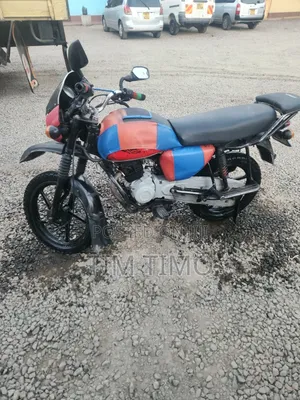 Bajaj Boxer 150 UG 2024 Red