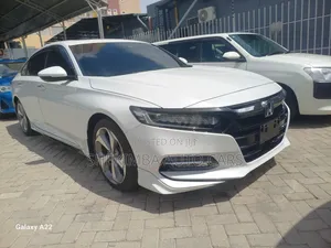 Honda Accord Hybrid 2020 White