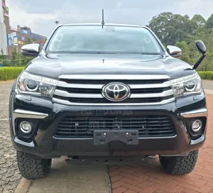 Toyota Hilux 2019 Black