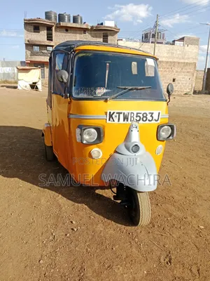 Piaggio Scooter 2018 Yellow