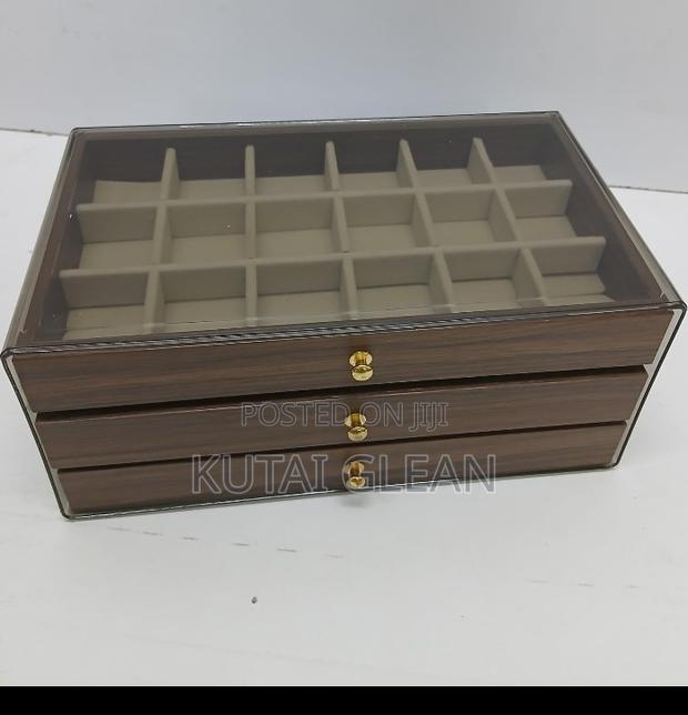 Jewelry Box - main view