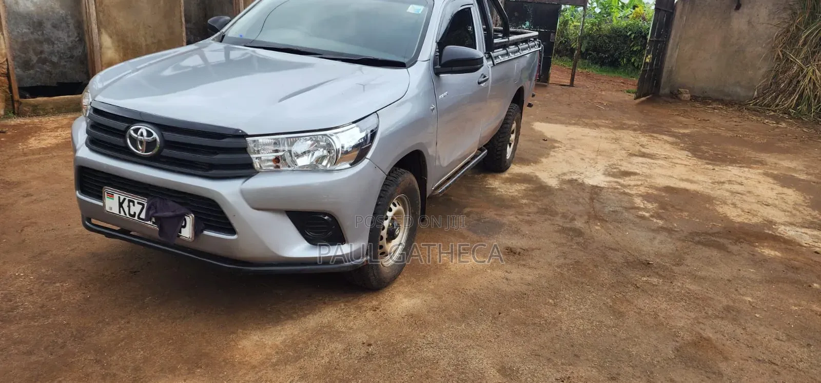 Toyota Hilux 2020 Silver