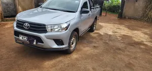 Toyota Hilux 2020 Silver